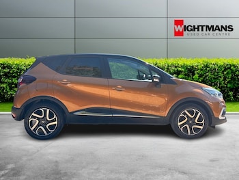Used Renault Captur 2019 for sale - 75898740: Photo