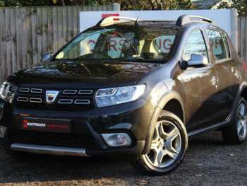 Used Dacia Sandero Stepway 2017 for sale - 74697205: Photo