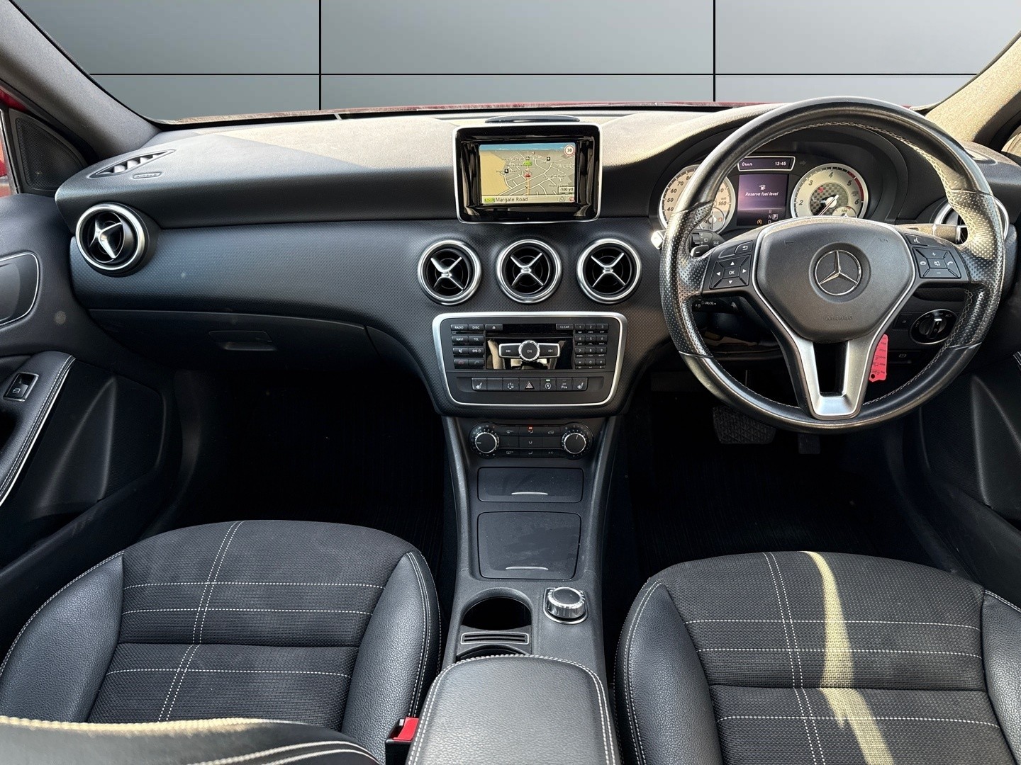 Used Mercedes-Benz A-Class 2015 for sale - 76541535: Photo 11