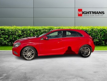 Used Mercedes-Benz A-Class 2015 for sale - 76541535: Photo