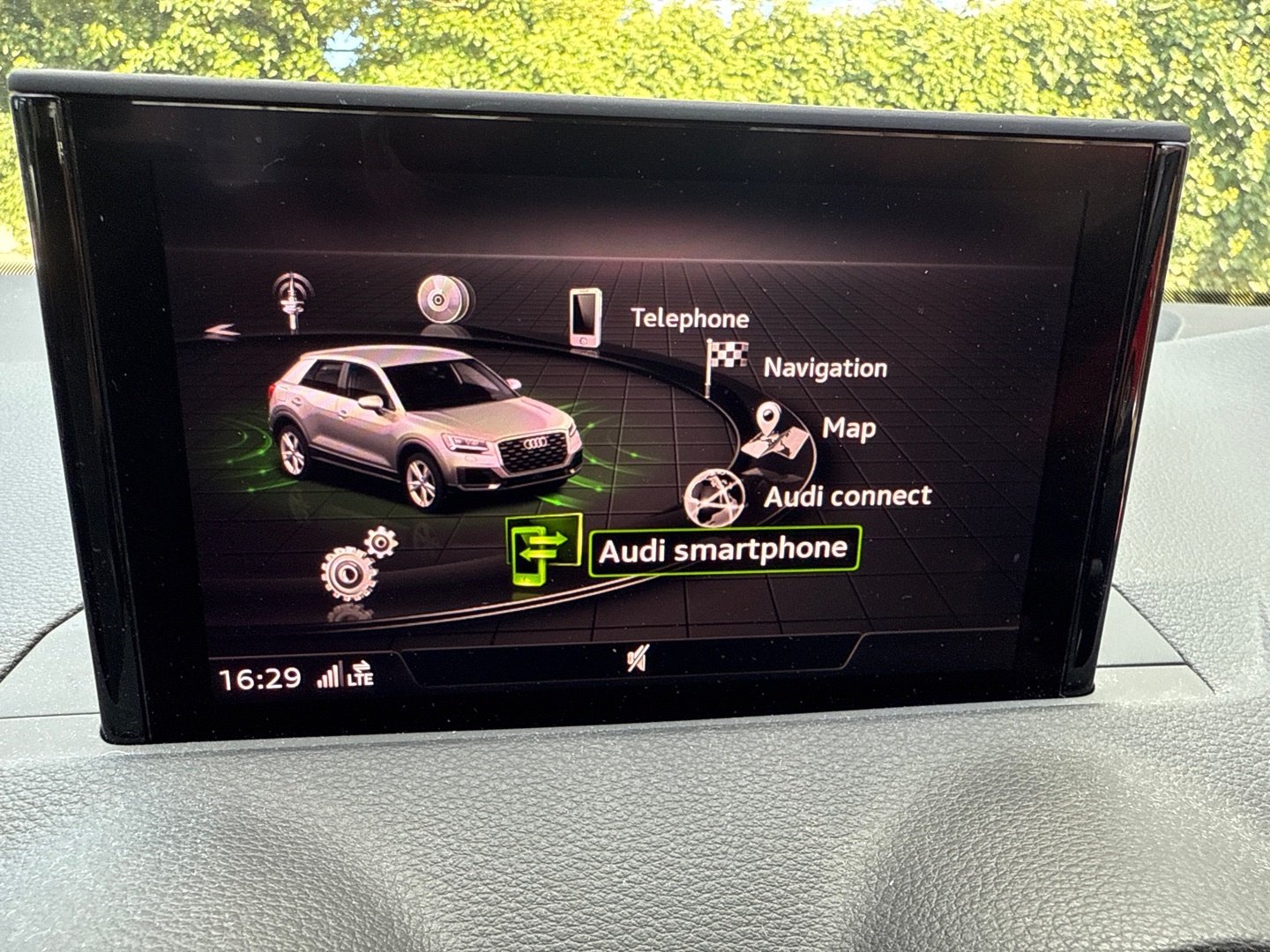 Used Audi Q2 2017 for sale - 75975617: Photo 15