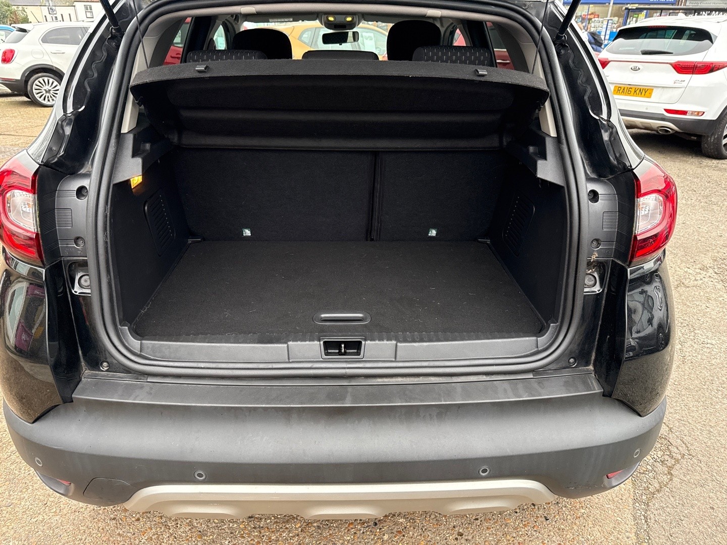 Used Renault Captur 2017 for sale - 77694331: Photo 12