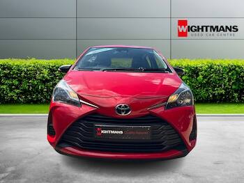 Used Toyota Yaris 2019 for sale - 79735311: Photo