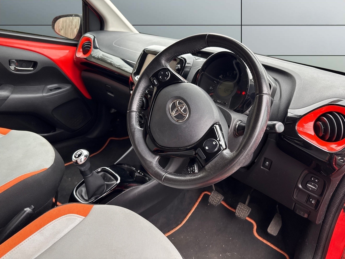 Used Toyota AYGO 2014 for sale - 77694367: Photo 9