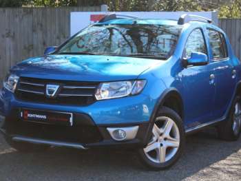 Used Dacia Sandero Stepway 2015 for sale - 74697073: Photo