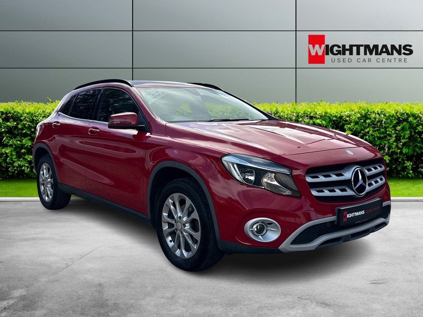 Used Mercedes-Benz GLA 2017 for sale - 75975611: Photo 1