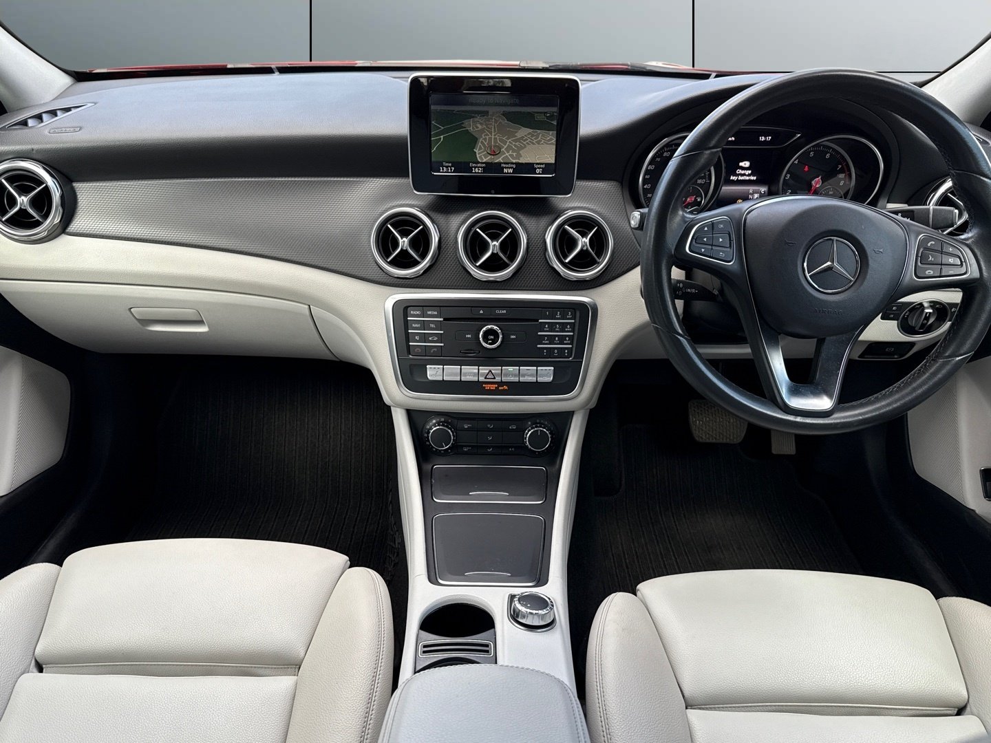 Used Mercedes-Benz GLA 2017 for sale - 75975611: Photo 11