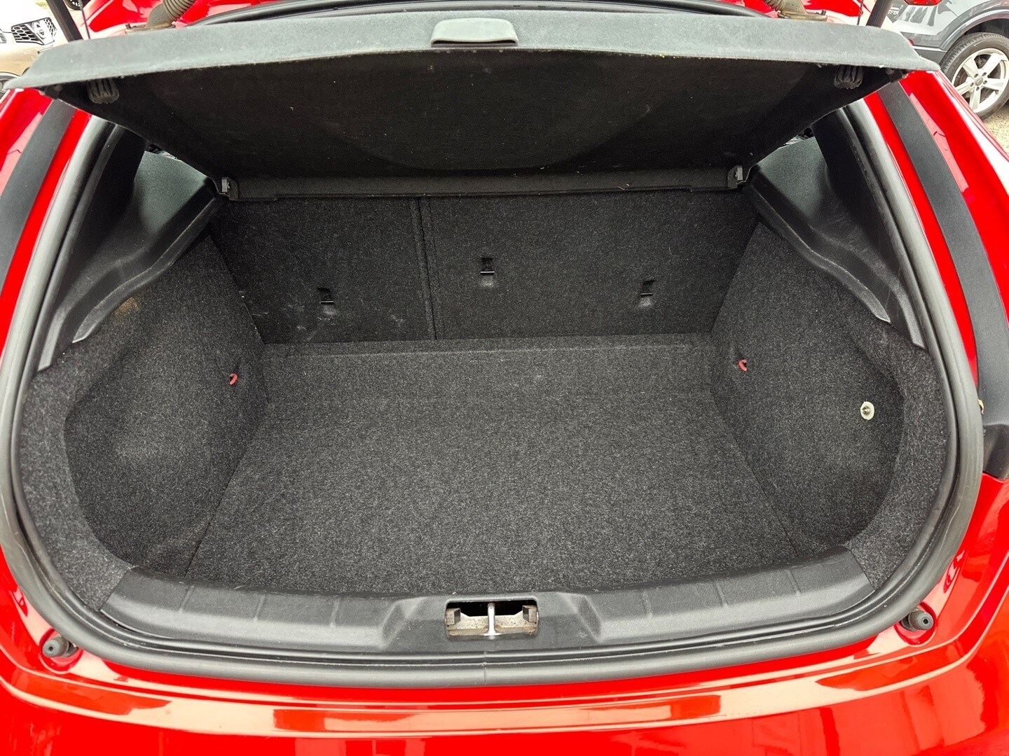 Used Volvo V40 2016 for sale - 77697522: Photo 13