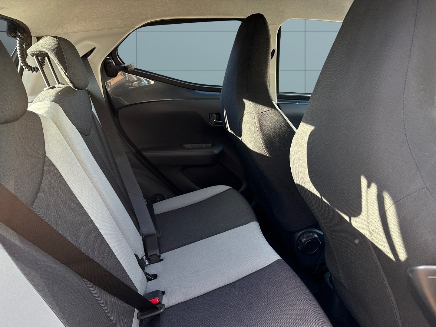 Used Toyota AYGO 2016 for sale - 76625391: Photo 11