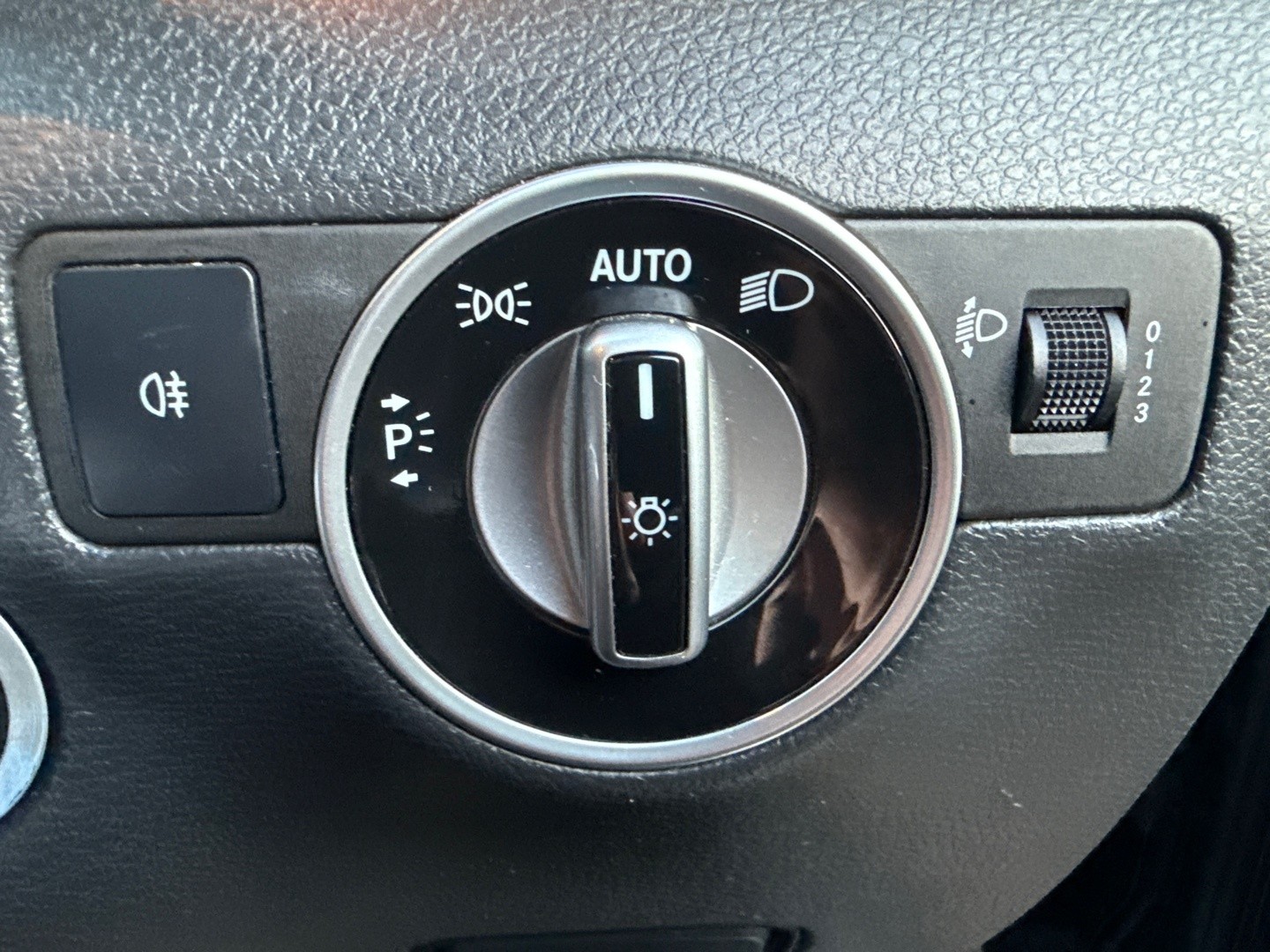 Used Mercedes-Benz B Class 2014 for sale - 76712447: Photo 13