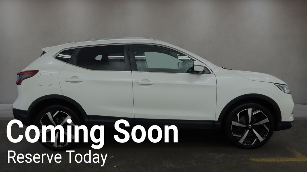 Used Nissan Qashqai 2017 for sale - 77107709: Photo 2