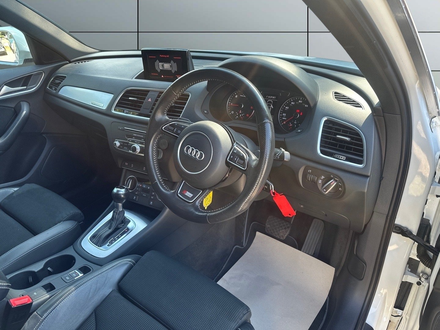 Used Audi Q3 2018 for sale - 76011298: Photo 9