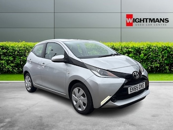 Used Toyota AYGO 2015 for sale - 77370705: Photo