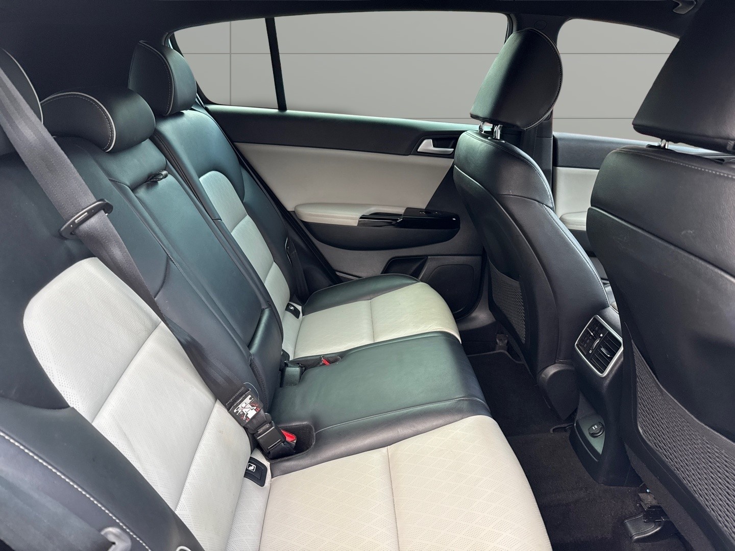 Used Kia Sportage 2016 for sale - 76541619: Photo 11