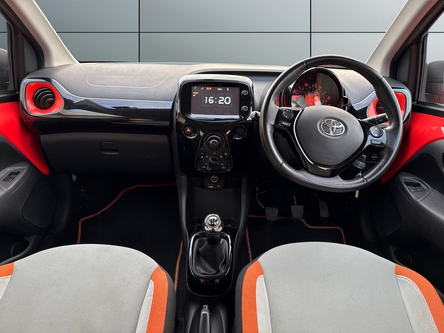 Used Toyota AYGO 2014 for sale - 77697505: Photo 7