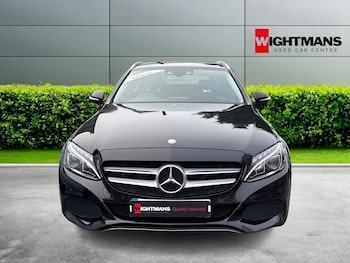Used Mercedes-Benz C Class 2014 for sale - 77837025: Photo