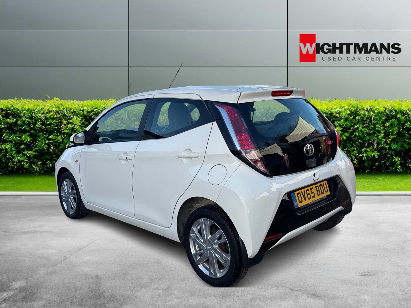Used Toyota AYGO 2015 for sale - 76687235: Photo 5