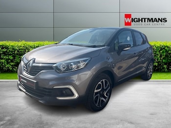 Used Renault Captur 2019 for sale - 79360142: Photo