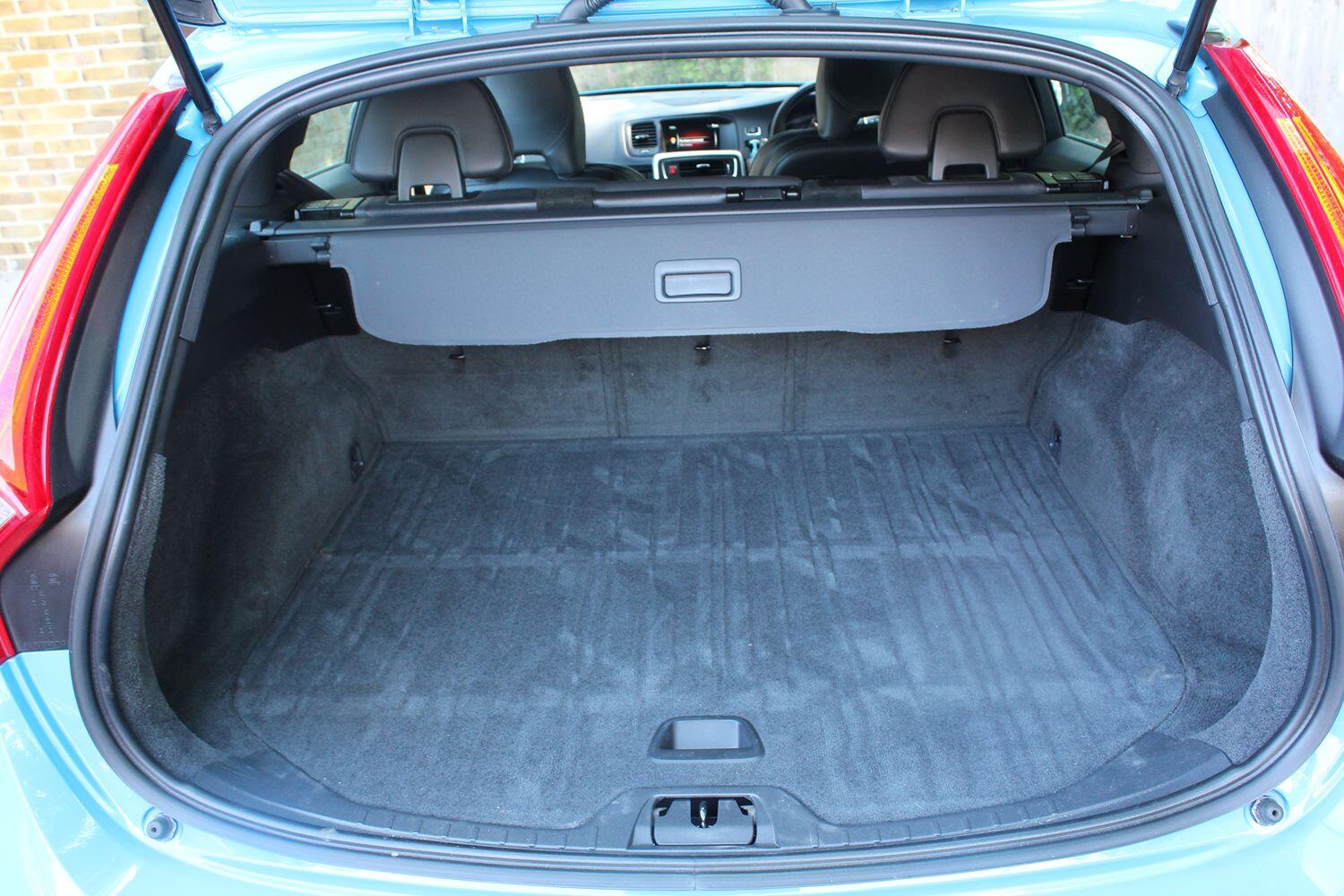 Used Volvo V60 2015 for sale - 78004626: Photo 11