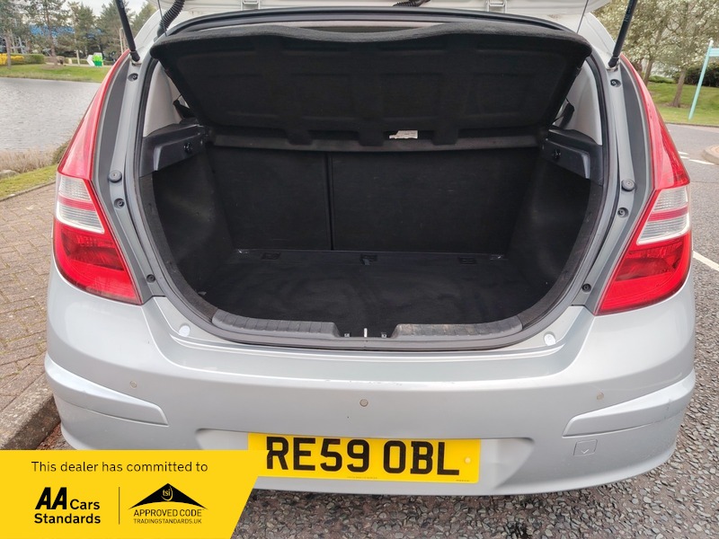 Used Hyundai i30 2009 for sale - 78004075: Photo 8