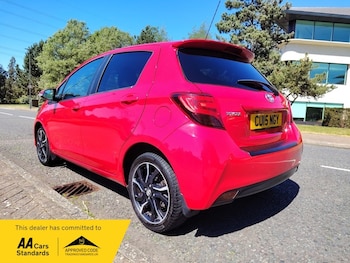 Used Toyota Yaris 2015 for sale - 78444130: Photo