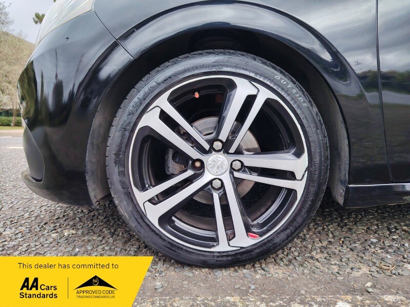 Used Peugeot 208 2015 for sale - 78140984: Photo 16