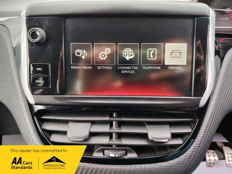 Used Peugeot 208 2015 for sale - 78140984: Photo 28