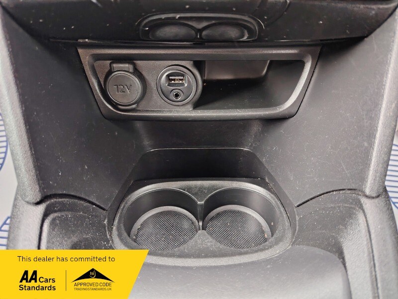 Used Peugeot 208 2015 for sale - 78140984: Photo 31