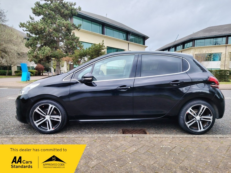 Used Peugeot 208 2015 for sale - 78140984: Photo 4