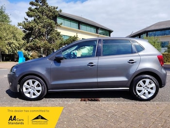 Used Volkswagen Polo 2013 for sale - 78501900: Photo