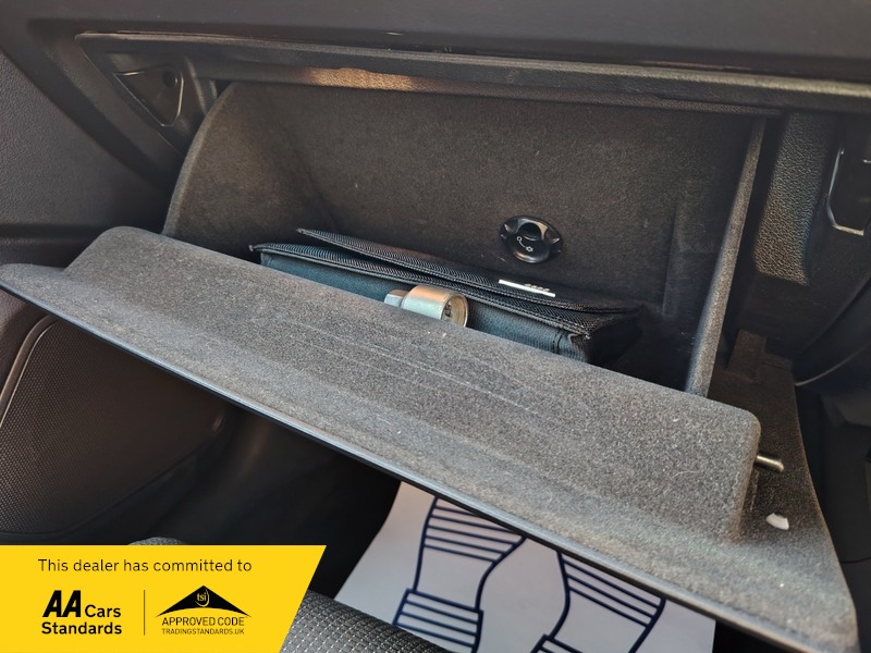 Used Audi Q3 2012 for sale - 78182299: Photo 33