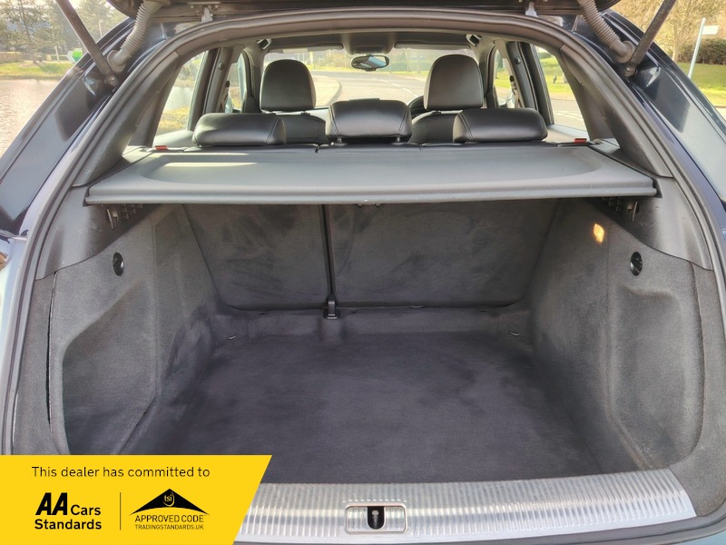 Used Audi Q3 2012 for sale - 78182299: Photo 9