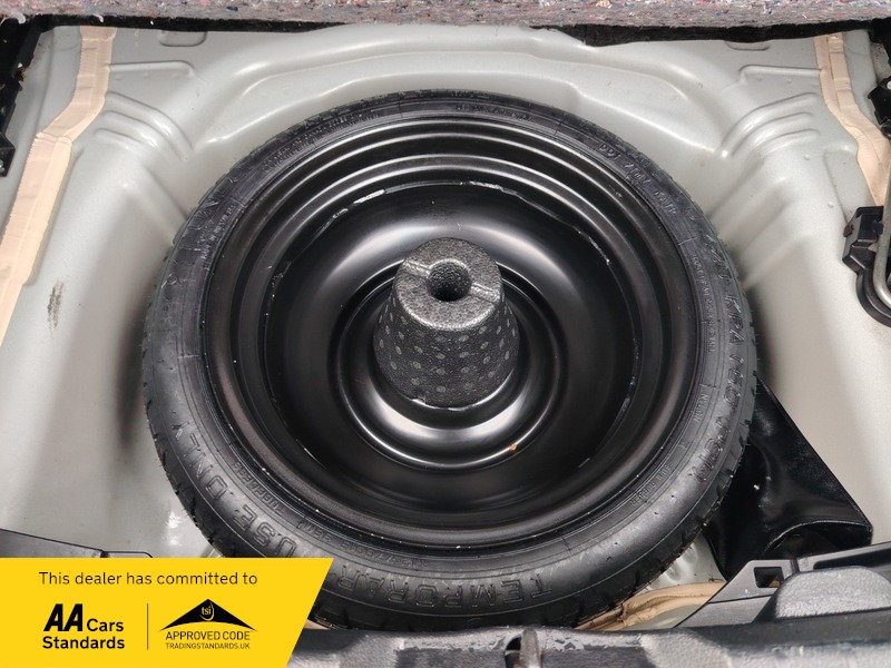 Used Toyota Yaris 2013 for sale - 77802399: Photo 10