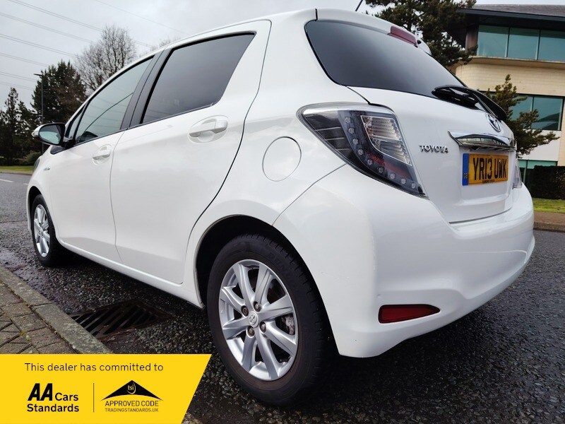 Used Toyota Yaris 2013 for sale - 77802399: Photo 19