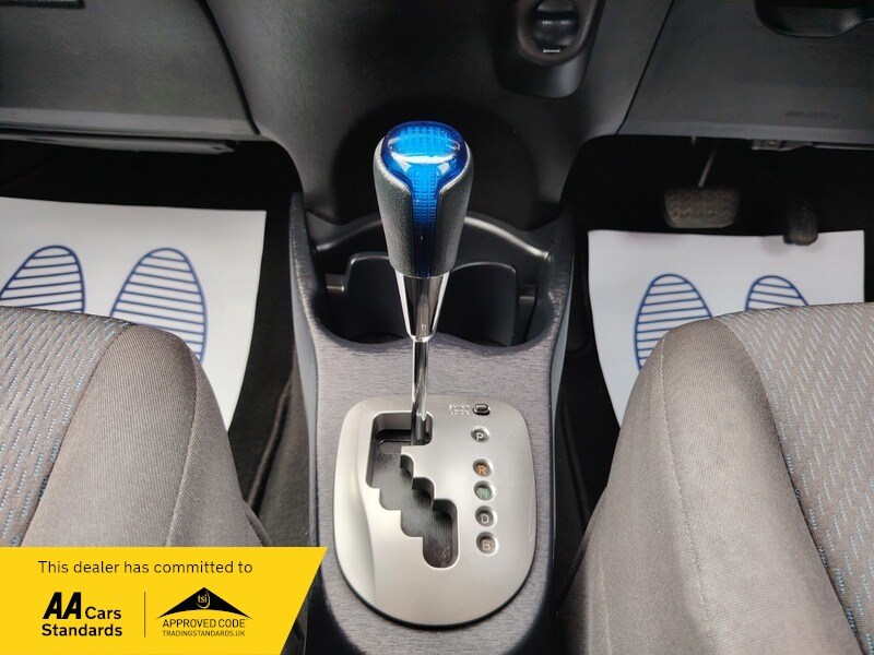 Used Toyota Yaris 2013 for sale - 77802399: Photo 29