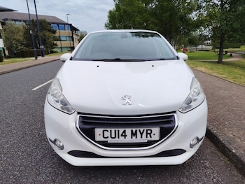 Used Peugeot 208 2014 for sale - 78459074: Photo
