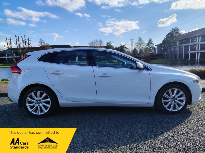 Used Volvo V40 2012 for sale - 77802401: Photo 12