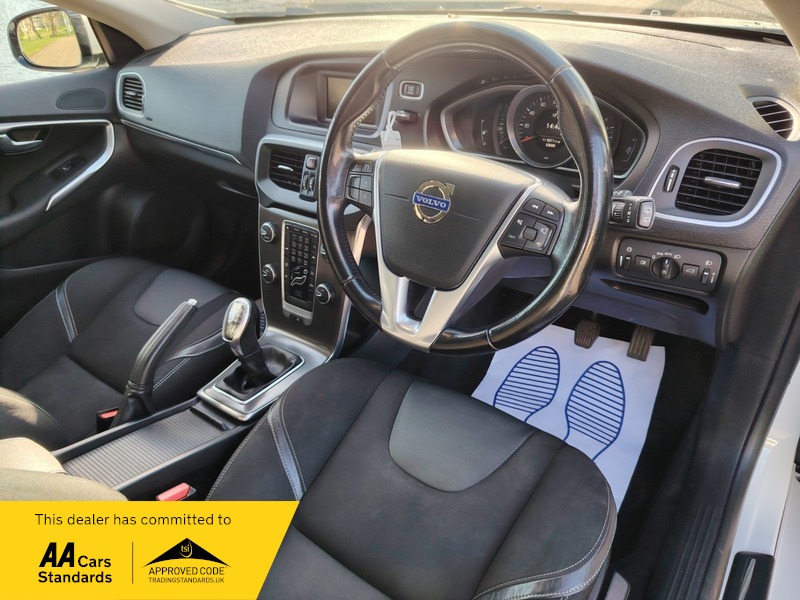 Used Volvo V40 2012 for sale - 77802401: Photo 24