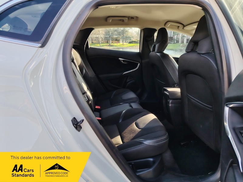 Used Volvo V40 2012 for sale - 77802401: Photo 27