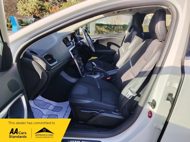 Used Volvo V40 2012 for sale - 77802401: Photo 37