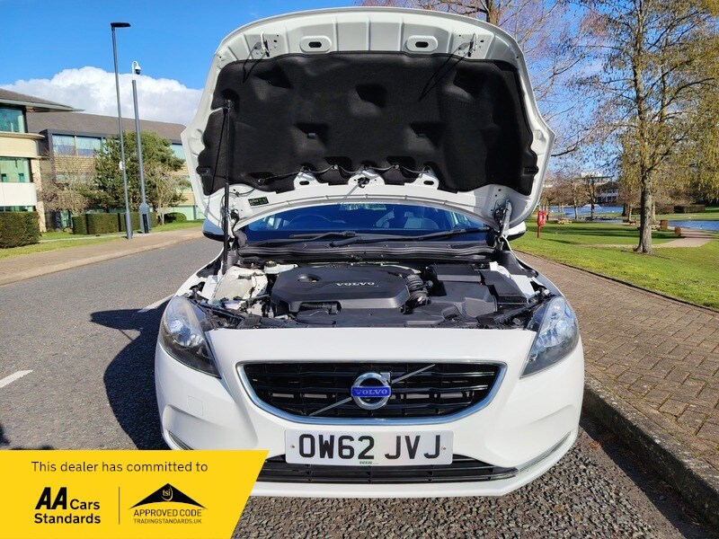 Used Volvo V40 2012 for sale - 77802401: Photo 40