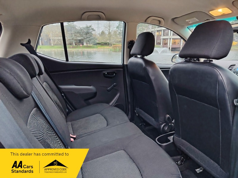 Used Hyundai i10 2012 for sale - 78018025: Photo 21