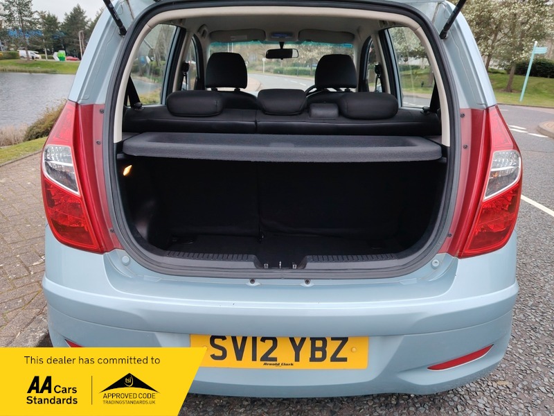 Used Hyundai i10 2012 for sale - 78018025: Photo 8