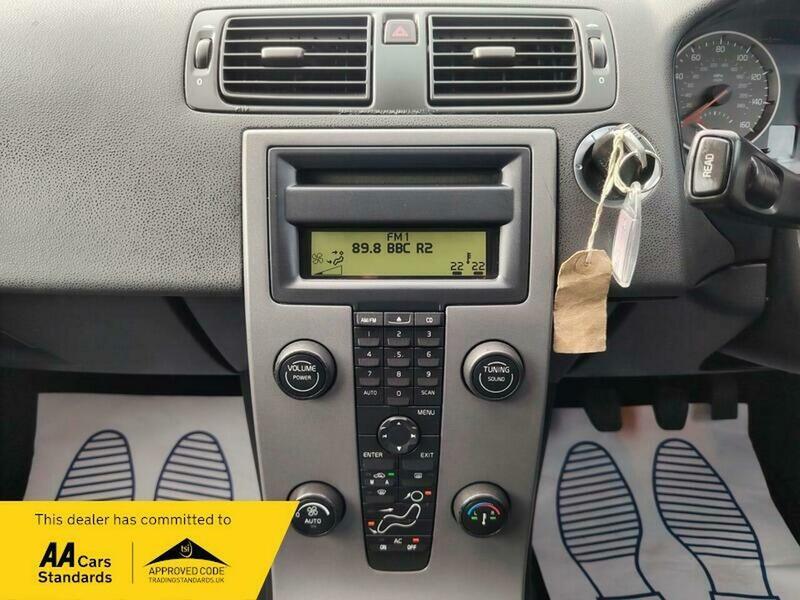 Used Volvo V50 2005 for sale - 77821791: Photo 32