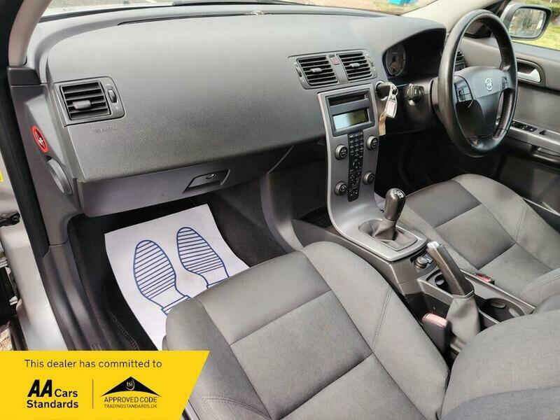 Used Volvo V50 2005 for sale - 77821791: Photo 36