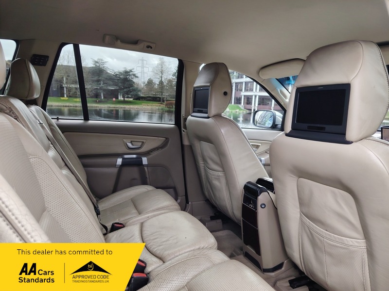 Used Volvo XC90 2010 for sale - 77802409: Photo 26