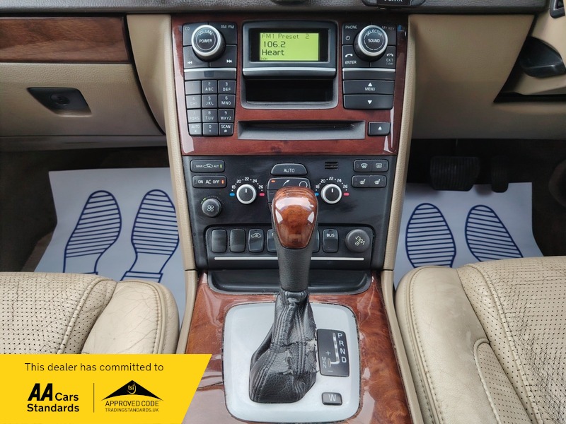 Used Volvo XC90 2010 for sale - 77802409: Photo 34