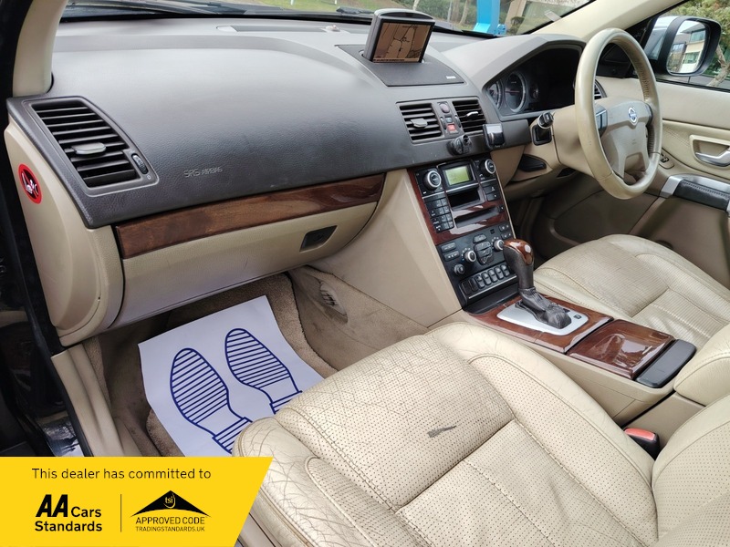 Used Volvo XC90 2010 for sale - 77802409: Photo 37