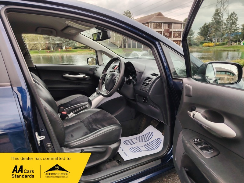 Used Toyota Auris 2010 for sale - 78097609: Photo 23