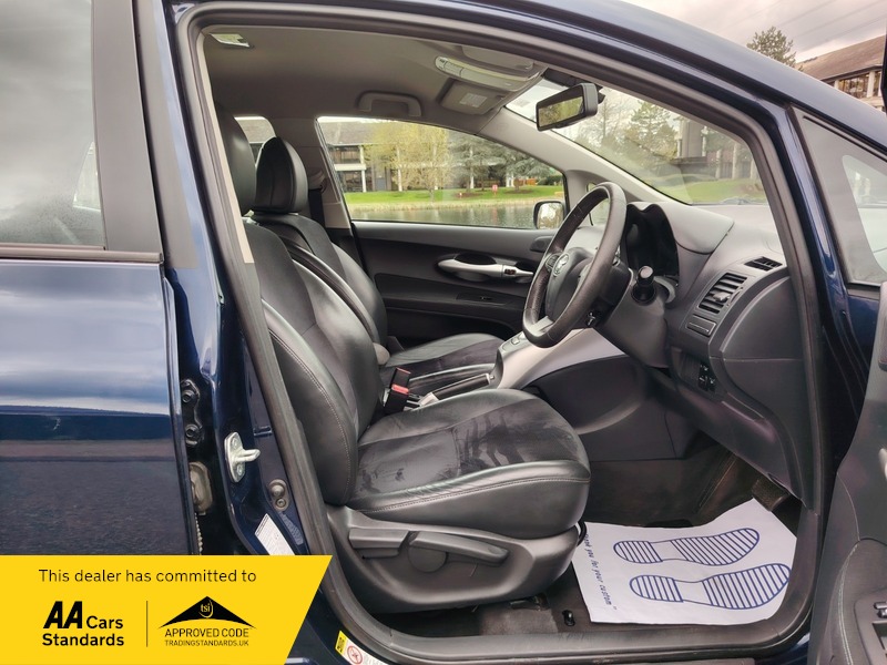 Used Toyota Auris 2010 for sale - 78097609: Photo 26